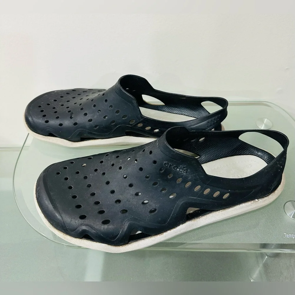 Crocs Sling Back Sandal Shoes Men's 11‎ Black Slip On Casual Comfort Closed Toe